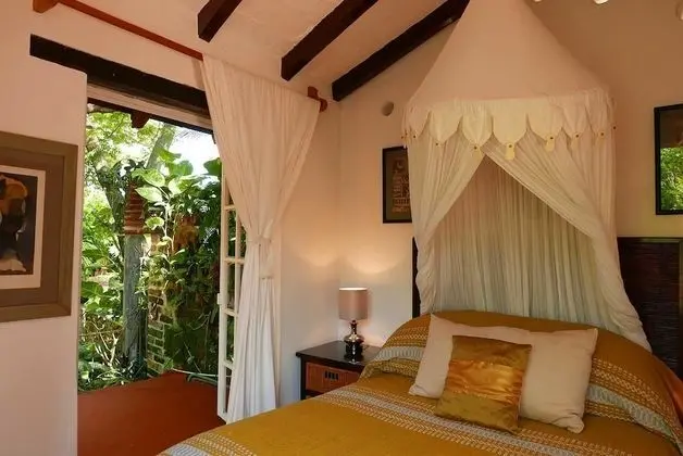 Villa, Sigara İçilmez