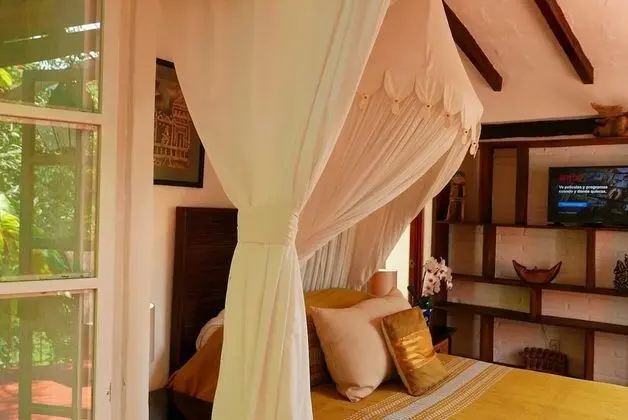 Villa, Sigara İçilmez