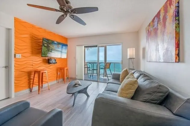 Daire, Birden Çok Yatak (Leonardo Arms Condo on the Beach)