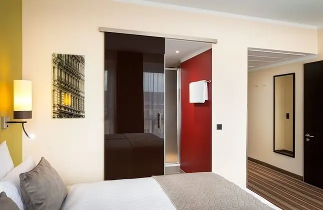 Comfort Tek Büyük Yataklı Oda