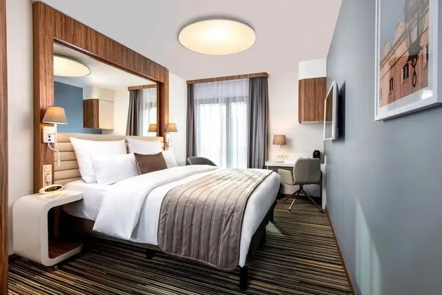 Comfort Tek Büyük Yataklı Oda (Comfort)