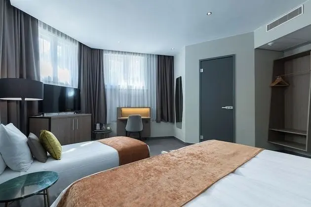 Cosy Double Room extra Bed Souterrain