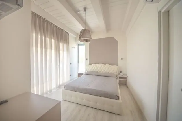 Superior Tek Büyük veya İki Ayrı Yataklı Oda