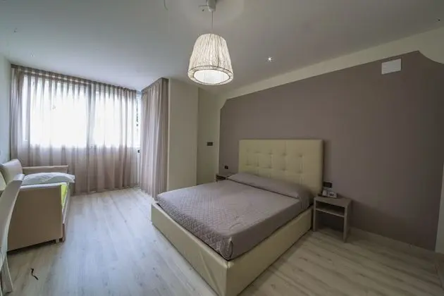 Superior Tek Büyük veya İki Ayrı Yataklı Oda