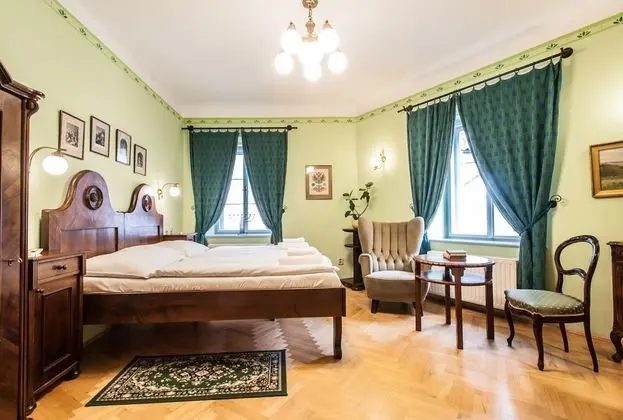 Standard Tek Büyük Yataklı Oda