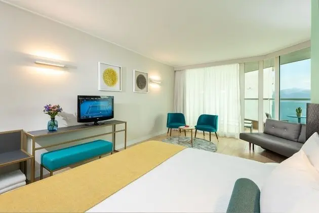 Deluxe Oda, Balkon, Deniz Manzaralı