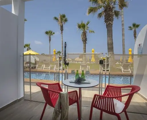 İki Ayrı Yataklı Oda (Swim Up)