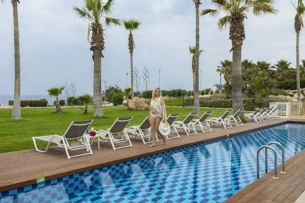İki Ayrı Yataklı Oda (Swim Up)