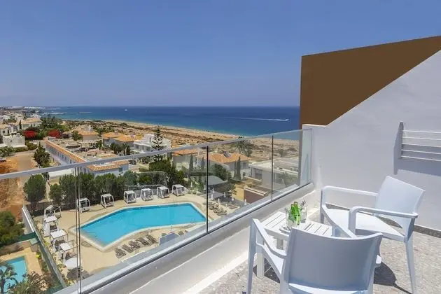 Oda, Kısmi Deniz Manzaralı