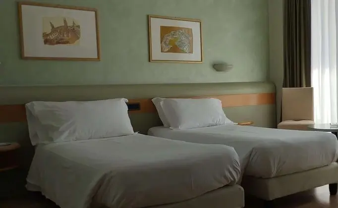Comfort Oda, 1 Büyük (Queen) Boy Yatak, Sigara İçilmez, Balkon