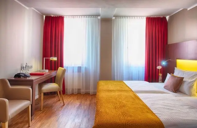 Deluxe Tek Büyük veya İki Ayrı Yataklı Oda, 1 Yatak Odası