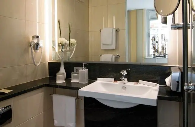 Deluxe Tek Büyük veya İki Ayrı Yataklı Oda, 1 Yatak Odası
