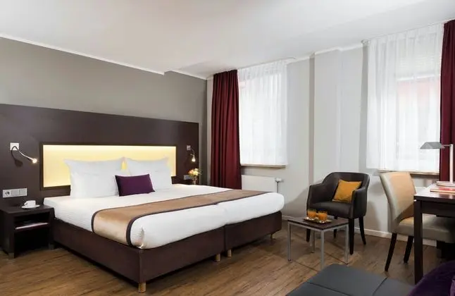 Deluxe Tek Büyük veya İki Ayrı Yataklı Oda, 1 Yatak Odası