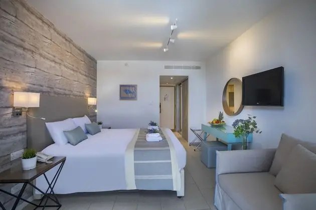 Premium Room Inland View