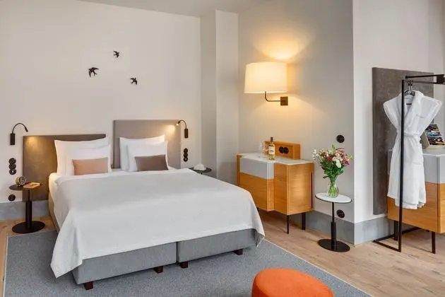 Bookquet Junior Suite