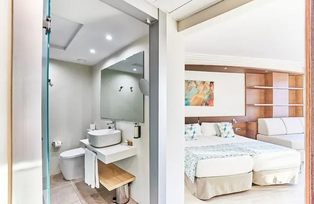 Comfort Tek Büyük Yataklı Oda