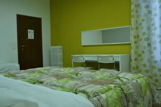 Comfort Tek Büyük veya İki Ayrı Yataklı Oda