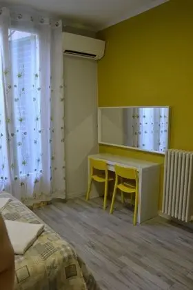 Comfort Tek Büyük veya İki Ayrı Yataklı Oda