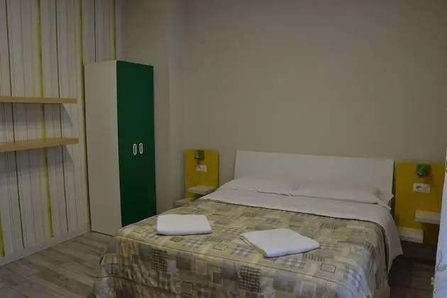 Comfort Tek Büyük veya İki Ayrı Yataklı Oda