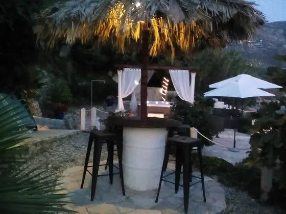 Villa (Two Bedroom Apartment with Terrace an)