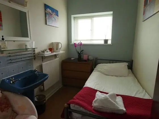 Tek Kişilik Oda, Ortak Banyo