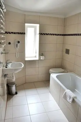 Standard Dört Kişilik Oda