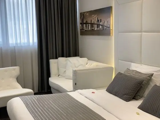 Tek Büyük Yataklı Oda