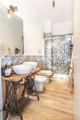 Superior Tek Büyük Yataklı Oda, 1 Büyük (Queen) Boy Yatak, Şehir Manzaralı