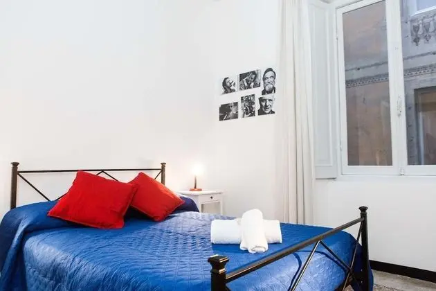 Economy Tek Büyük Yataklı Oda, Ortak Banyo