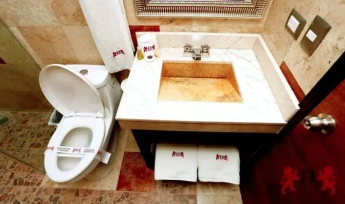 Standard Oda, 1 Büyük (Queen) Boy Yatak