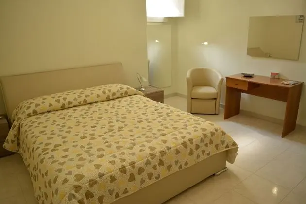 Deluxe Oda, 1 Büyük (Queen) Boy Yatak ve Çekyat, Sigara İçilmez, Şehir Manzaralı