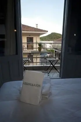 Tek Büyük veya İki Ayrı Yataklı Oda, 3 Tek Kişilik Yatak, Sigara İçilmez, Şehir Manzaralı