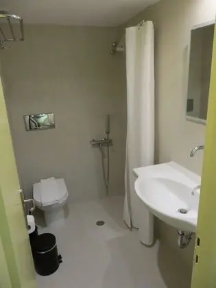 Tek Büyük veya İki Ayrı Yataklı Oda, 3 Tek Kişilik Yatak, Sigara İçilmez, Şehir Manzaralı