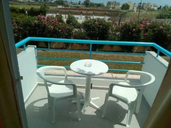 Üç Kişilik Oda