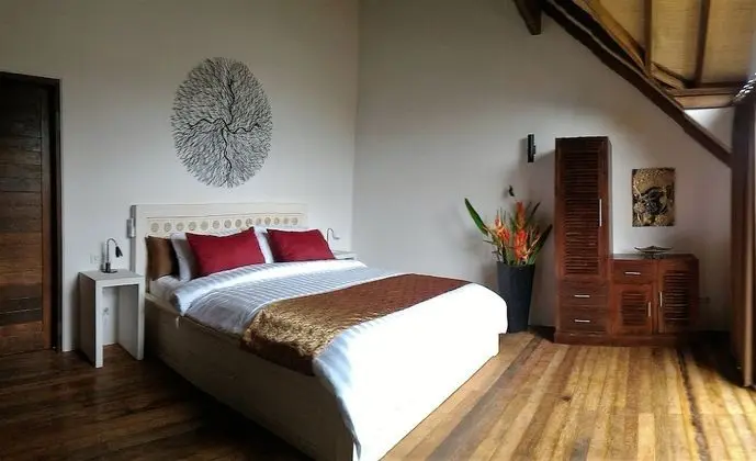 Family Villa, 1 En Büyük (King) Boy Yatak ve Çekyat