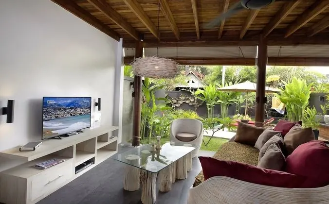 Family Villa, 1 En Büyük (King) Boy Yatak ve Çekyat