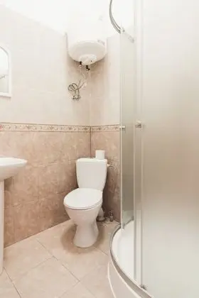 Apart Daire, 1 Çift Kişilik Yatak