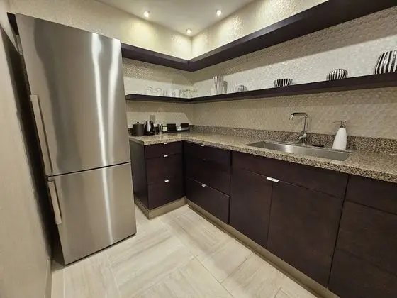 Governer Suite (Lounge Access)