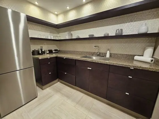 Governer Suite (Lounge Access)