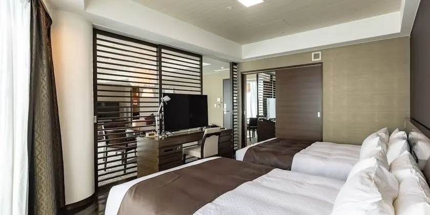 Deluxe Süit, Sigara İçilmez