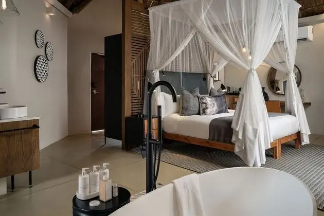 Süit, 1 En Büyük (King) Boy Yatak, Balkon, Nehir Manzaralı