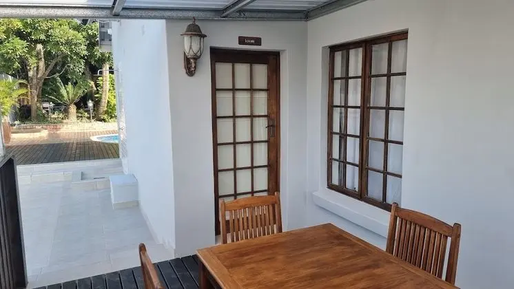 Luxury Apart Daire, 1 Yatak Odası, Balkon, Avlu