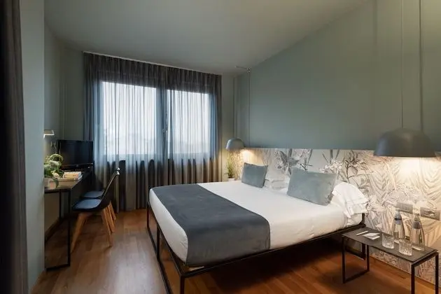 Design Tek Büyük Yataklı Oda