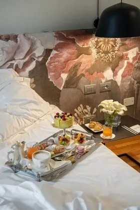 Design Tek Büyük Yataklı Oda