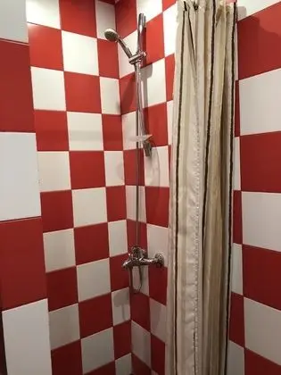 Economy Tek Büyük Yataklı Oda, Ortak Banyo