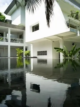 Deluxe Tek Büyük Yataklı Oda, 1 En Büyük (King) Boy Yatak, Engellilere Uygun, Bahçe Manzaralı