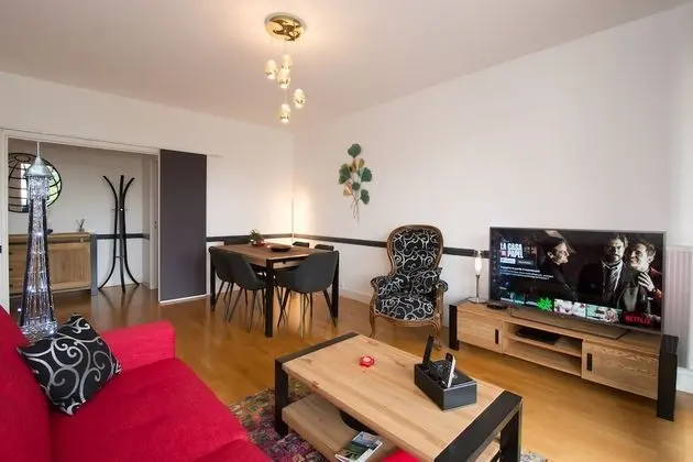 Luxury Apart Daire, Banyolu/Duşlu (Avenue de Champagne)