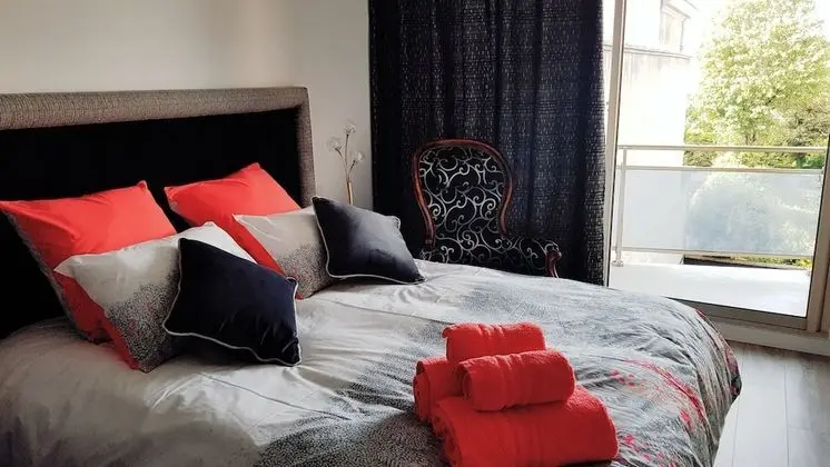 Luxury Apart Daire, Banyolu/Duşlu (Avenue de Champagne)