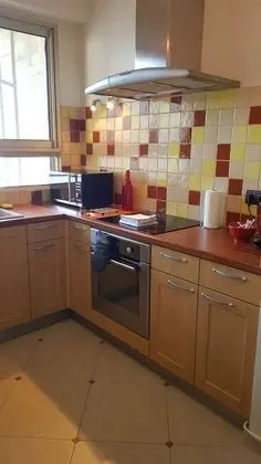 Luxury Apart Daire, Banyolu/Duşlu (Avenue de Champagne)