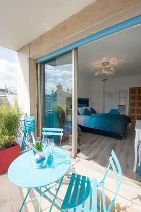 Luxury Apart Daire, Banyolu/Duşlu (Avenue de Champagne)